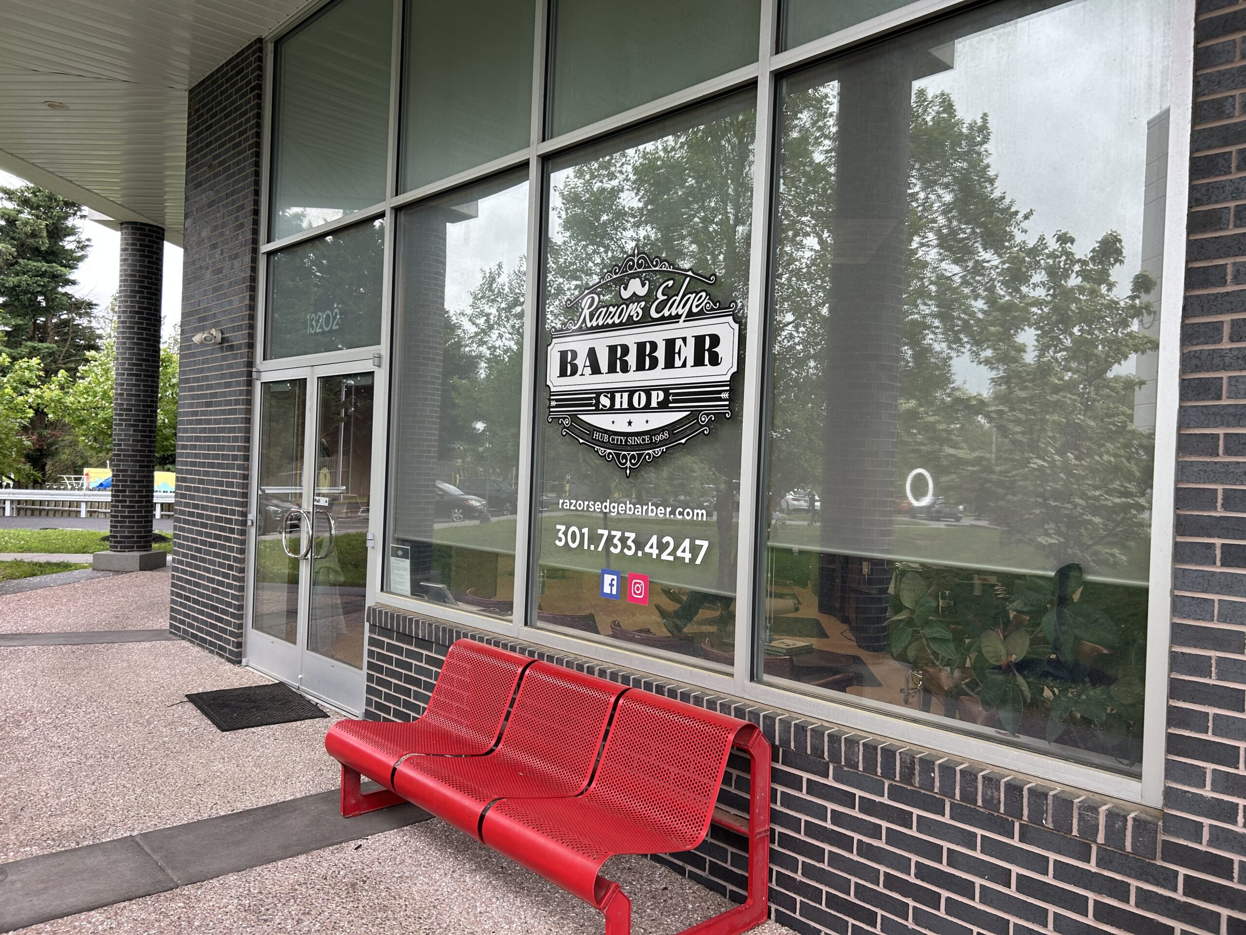 Razor's Edge Barber Shop | Serving Hagerstown Since 1968